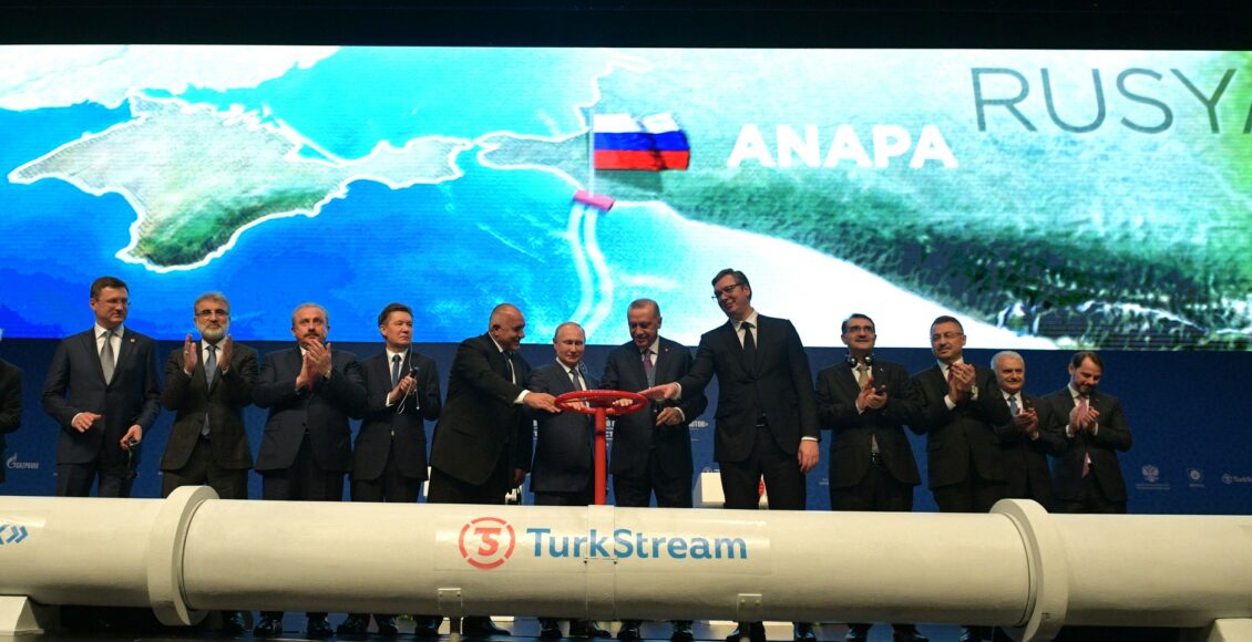 Presidents Vladimir Putin of Russia and Recep Tayyip Erdoğan of Turkey at the ceremony to launch the TurkStream gas pipeline.